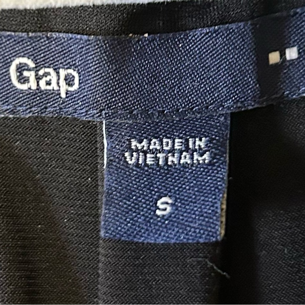 GAP Small Black Dress Shoulder details self Belt Colorful Floral Bottom Darling! - Picture 6 of 6
